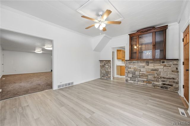 6043 Old Niagara Road, Lockport Town, NY 14094