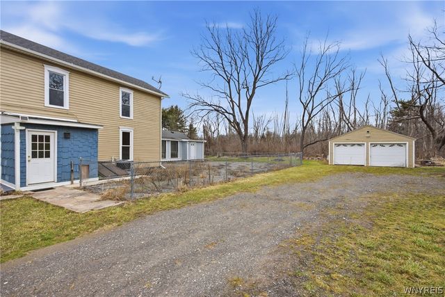 6043 Old Niagara Road, Lockport Town, NY 14094