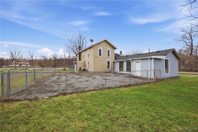 6043 Old Niagara Road, Lockport Town, NY 14094