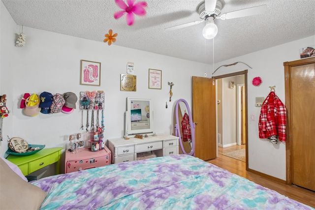 1209 NE 6th Street, Moore, OK 73160