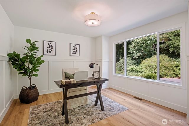 10530 NE 119th Place, Kirkland, WA 98034