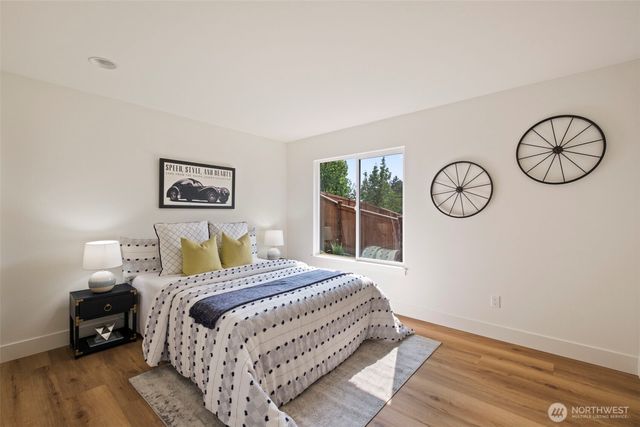 10530 NE 119th Place, Kirkland, WA 98034