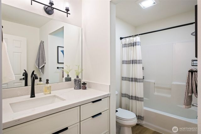 10530 NE 119th Place, Kirkland, WA 98034