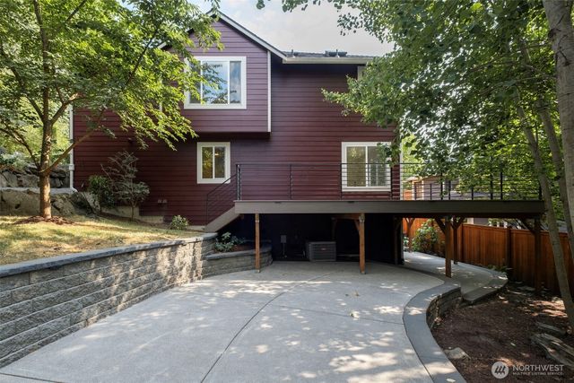 10530 NE 119th Place, Kirkland, WA 98034