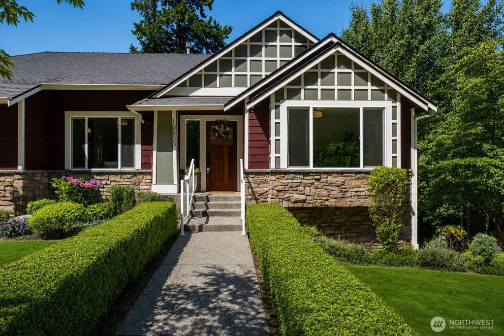 10530 NE 119th Place, Kirkland, WA 98034