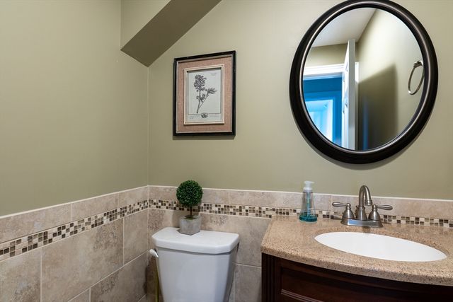 21 Cochituate Road 2L, Wayland, MA 01788
