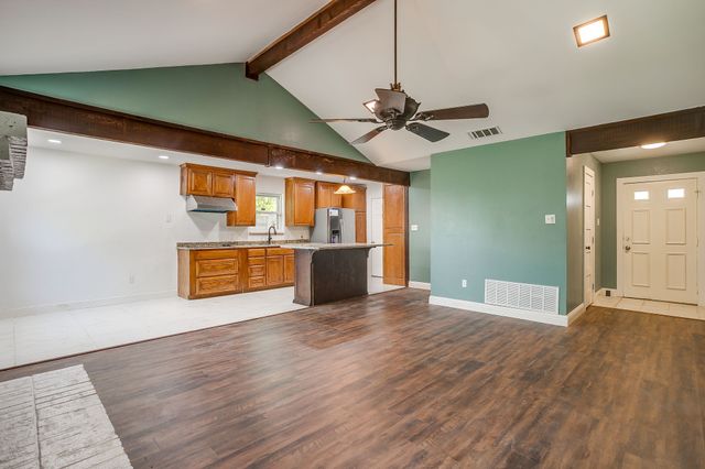 6805 Eagle Rock Drive, Fort Worth, TX 76133