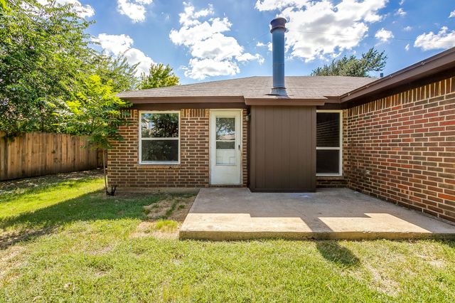 6805 Eagle Rock Drive, Fort Worth, TX 76133