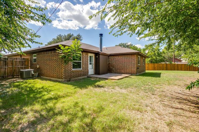 6805 Eagle Rock Drive, Fort Worth, TX 76133