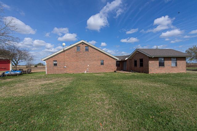1195 Sens Road, Sealy, TX 77474