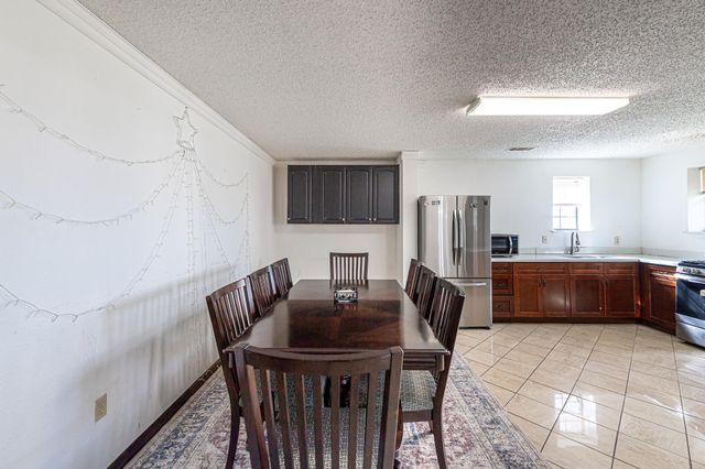 1195 Sens Road, Sealy, TX 77474