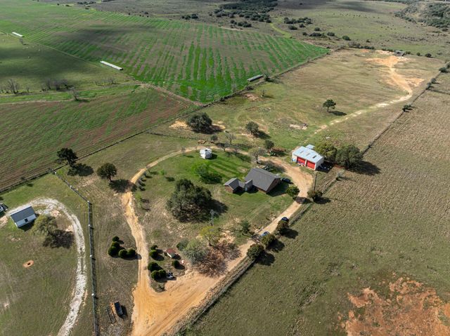 1195 Sens Road, Sealy, TX 77474