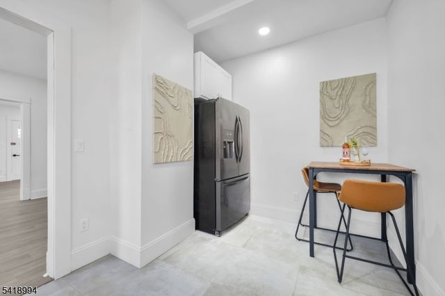 52 Thomas St, High Bridge Boro, NJ 08829