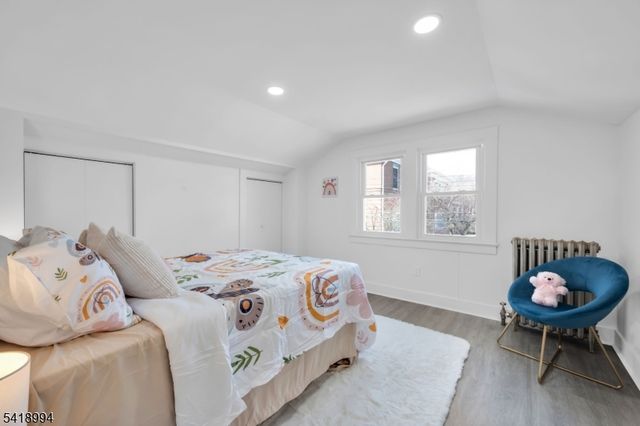 52 Thomas St, High Bridge Boro, NJ 08829