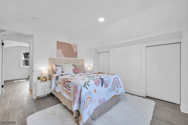 52 Thomas St, High Bridge Boro, NJ 08829