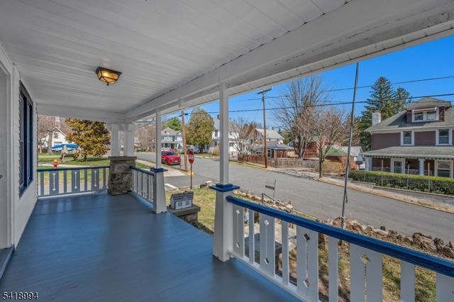 52 Thomas St, High Bridge Boro, NJ 08829