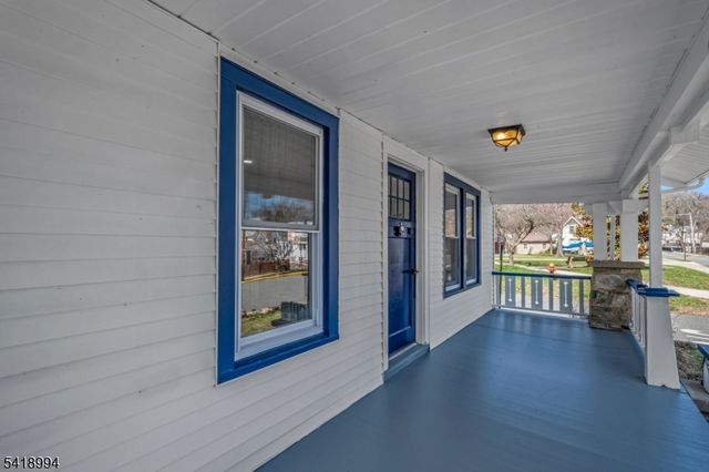 52 Thomas St, High Bridge Boro, NJ 08829