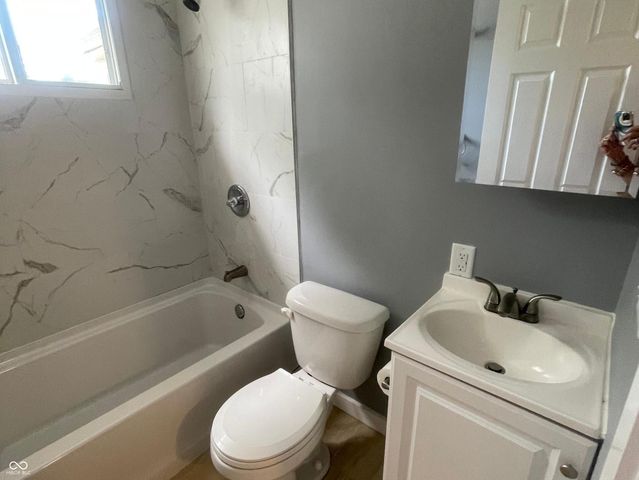 306 S Kenmore Road, Indianapolis, IN 46219