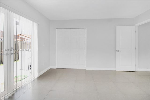 1022 SW 138th Pl, Miami, FL 33184