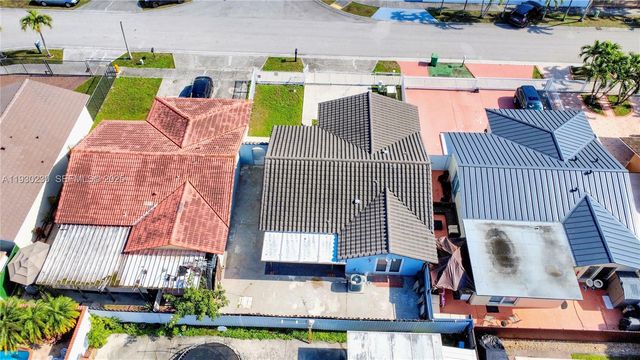 1022 SW 138th Pl, Miami, FL 33184