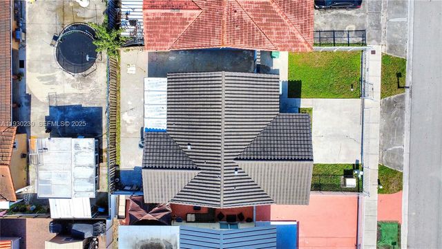 1022 SW 138th Pl, Miami, FL 33184