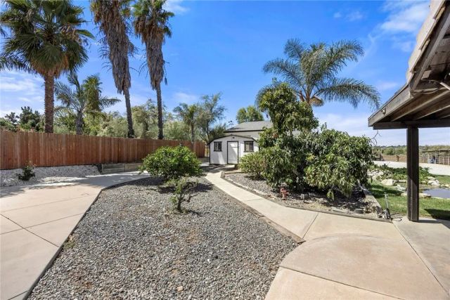 17411 Kaison Circle, Riverside, CA 92508