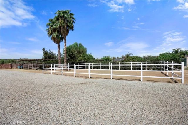 17411 Kaison Circle, Riverside, CA 92508