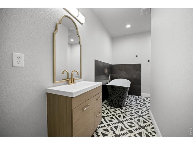 1504 60th Ave, Greeley, CO 80634