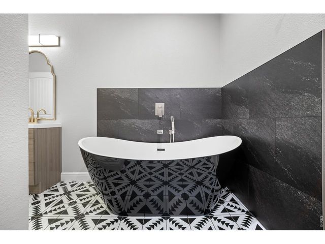 1504 60th Ave, Greeley, CO 80634