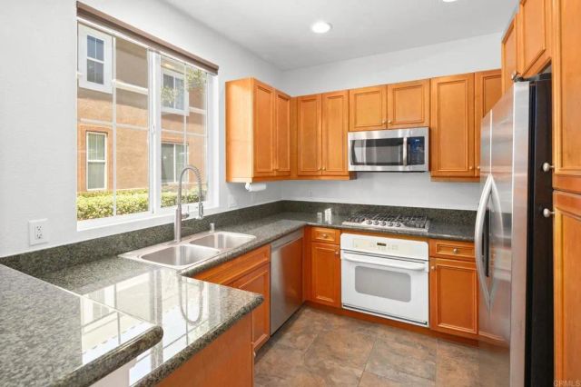 11149 Catarina Lane 87, San Diego, CA 92128