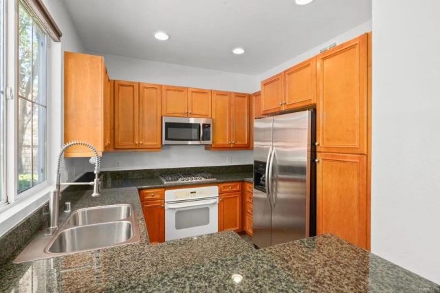 11149 Catarina Lane 87, San Diego, CA 92128