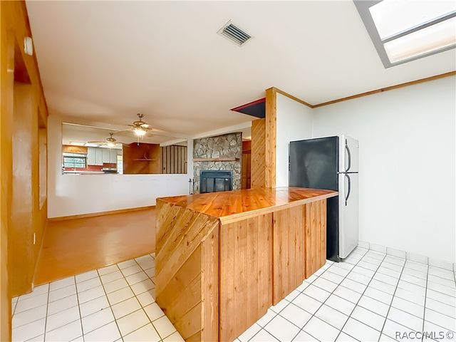 8980 E Devilsneck Road, Floral City, FL 34436