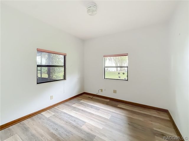 8980 E Devilsneck Road, Floral City, FL 34436