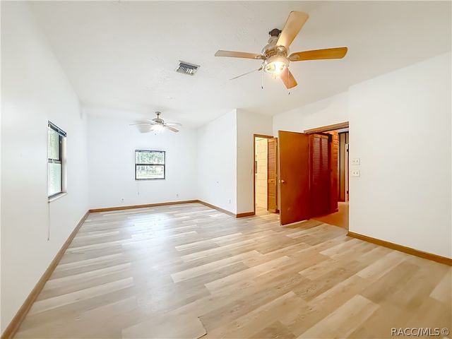8980 E Devilsneck Road, Floral City, FL 34436