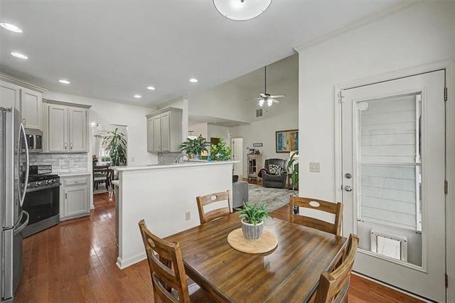 320 Cabinwood Trail, Canton, GA 30115