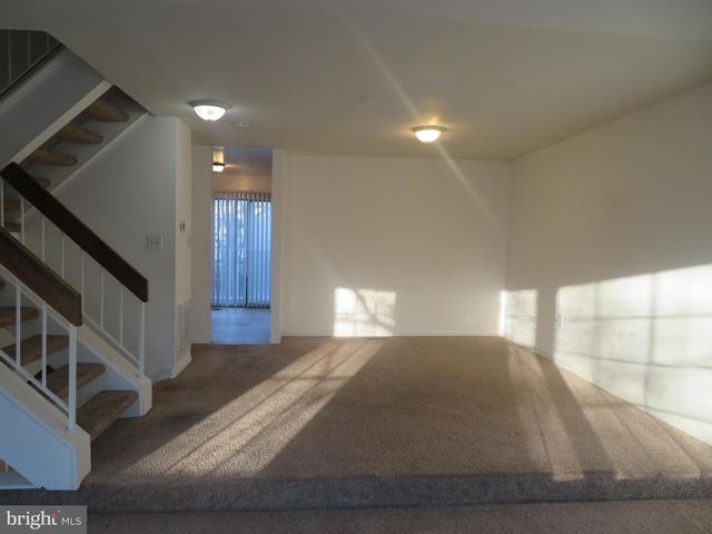 6907 FORBES BLVD, Lanham, MD 20706