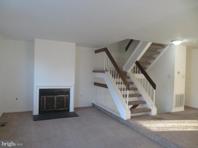 6907 FORBES BLVD, Lanham, MD 20706