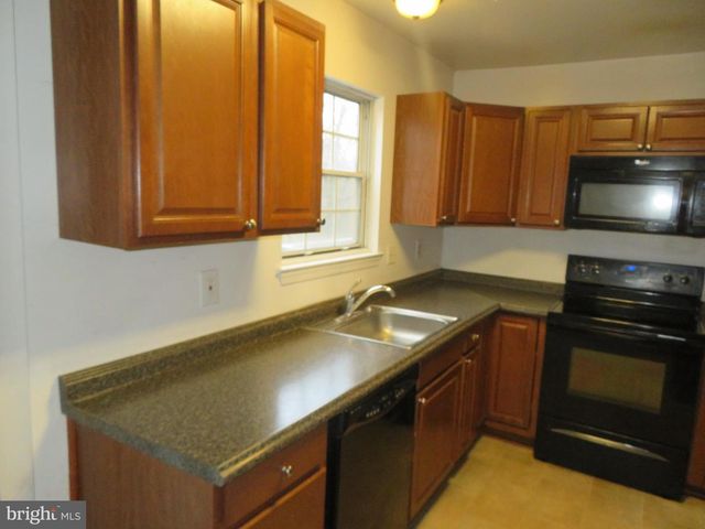 6907 FORBES BLVD, Lanham, MD 20706