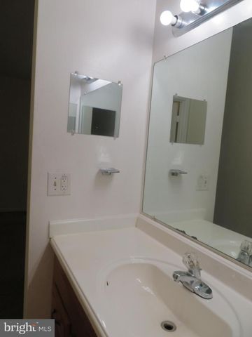 6907 FORBES BLVD, Lanham, MD 20706