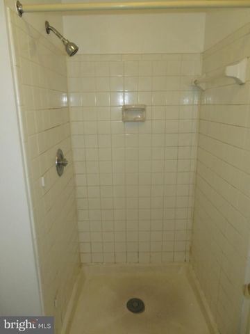 6907 FORBES BLVD, Lanham, MD 20706