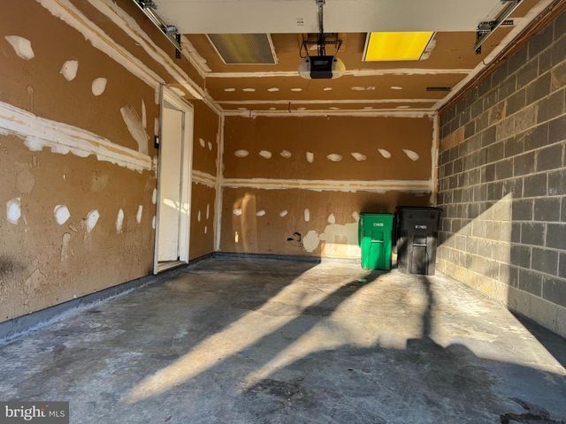 6907 FORBES BLVD, Lanham, MD 20706