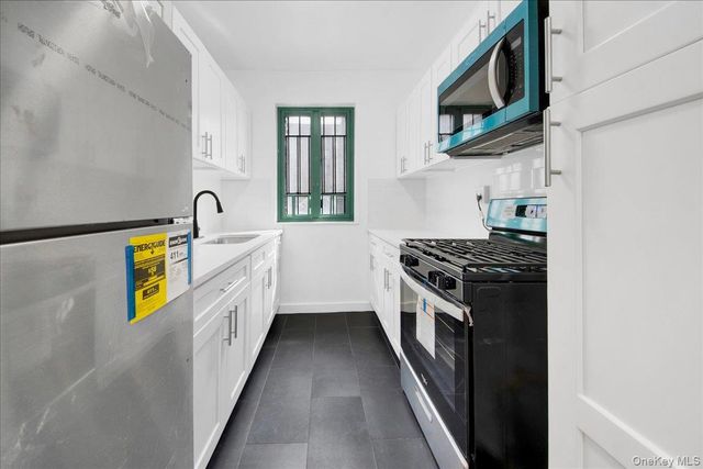 1569 metropolitan Avenue 4g, Bronx, NY 10462