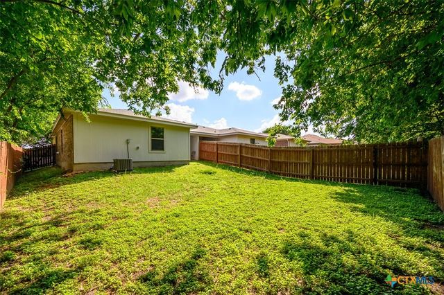 227 E Beeline Lane, Harker Heights, TX 76548