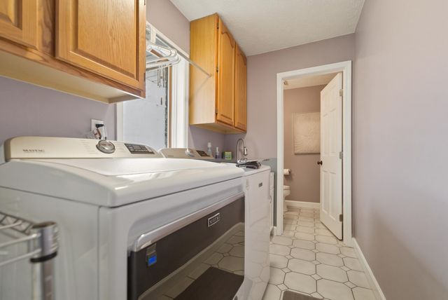 2210 E 9th Place, Hobart, IN 46342