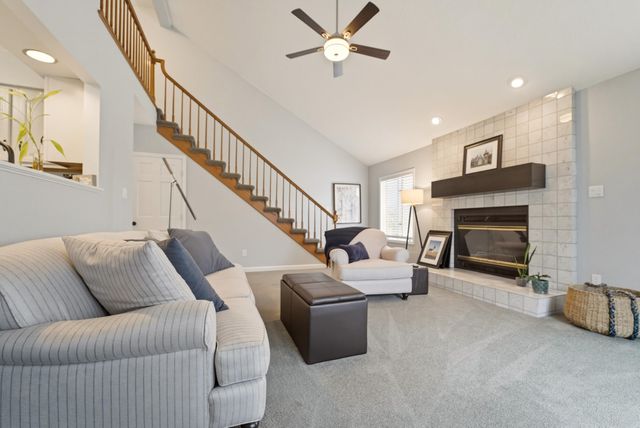 2210 E 9th Place, Hobart, IN 46342