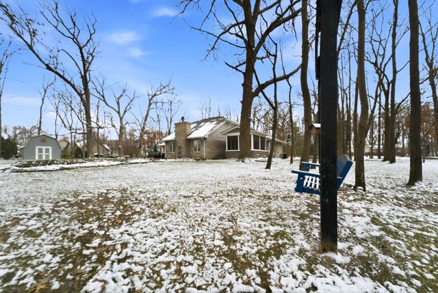 2210 E 9th Place, Hobart, IN 46342