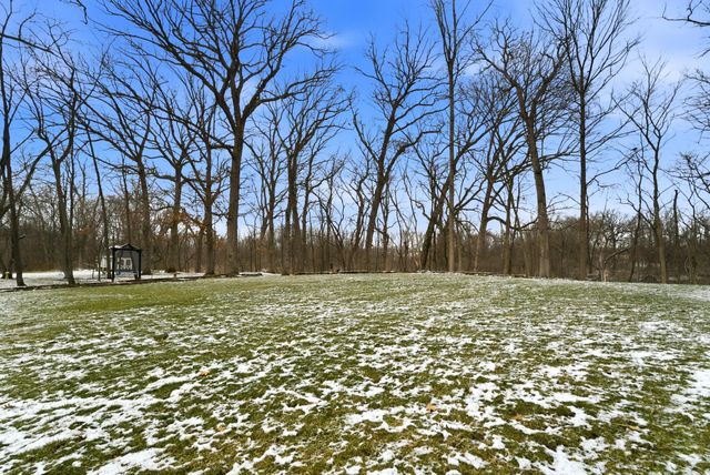 2210 E 9th Place, Hobart, IN 46342