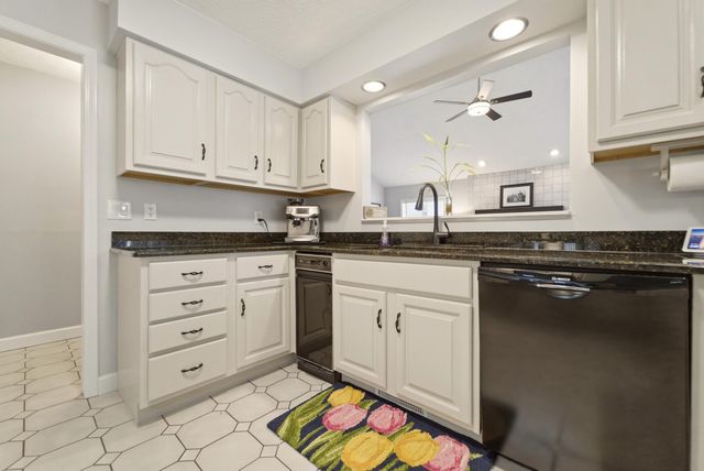 2210 E 9th Place, Hobart, IN 46342