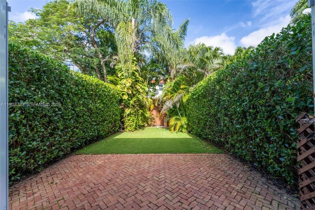 3053 Orange St 3053, Miami, FL 33133