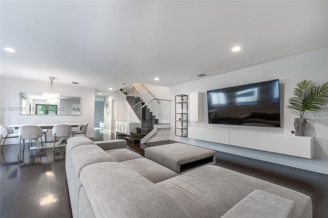 3053 Orange St 3053, Miami, FL 33133